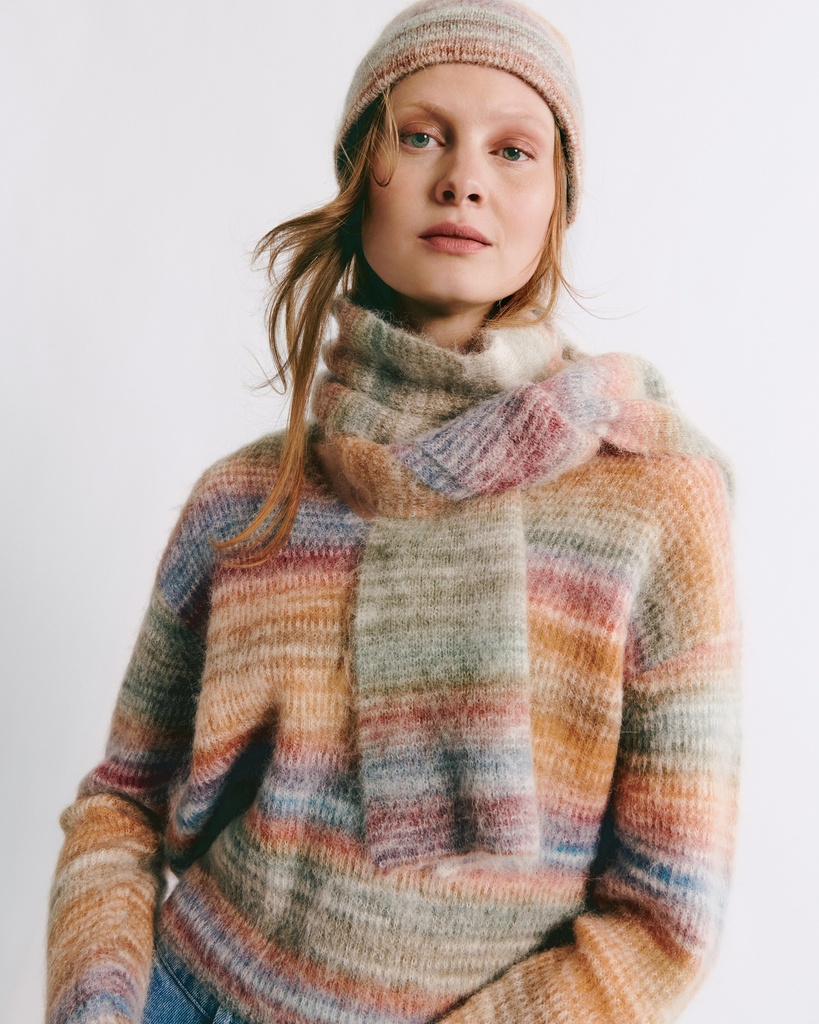 Julia June - Pullover PIND - Rust