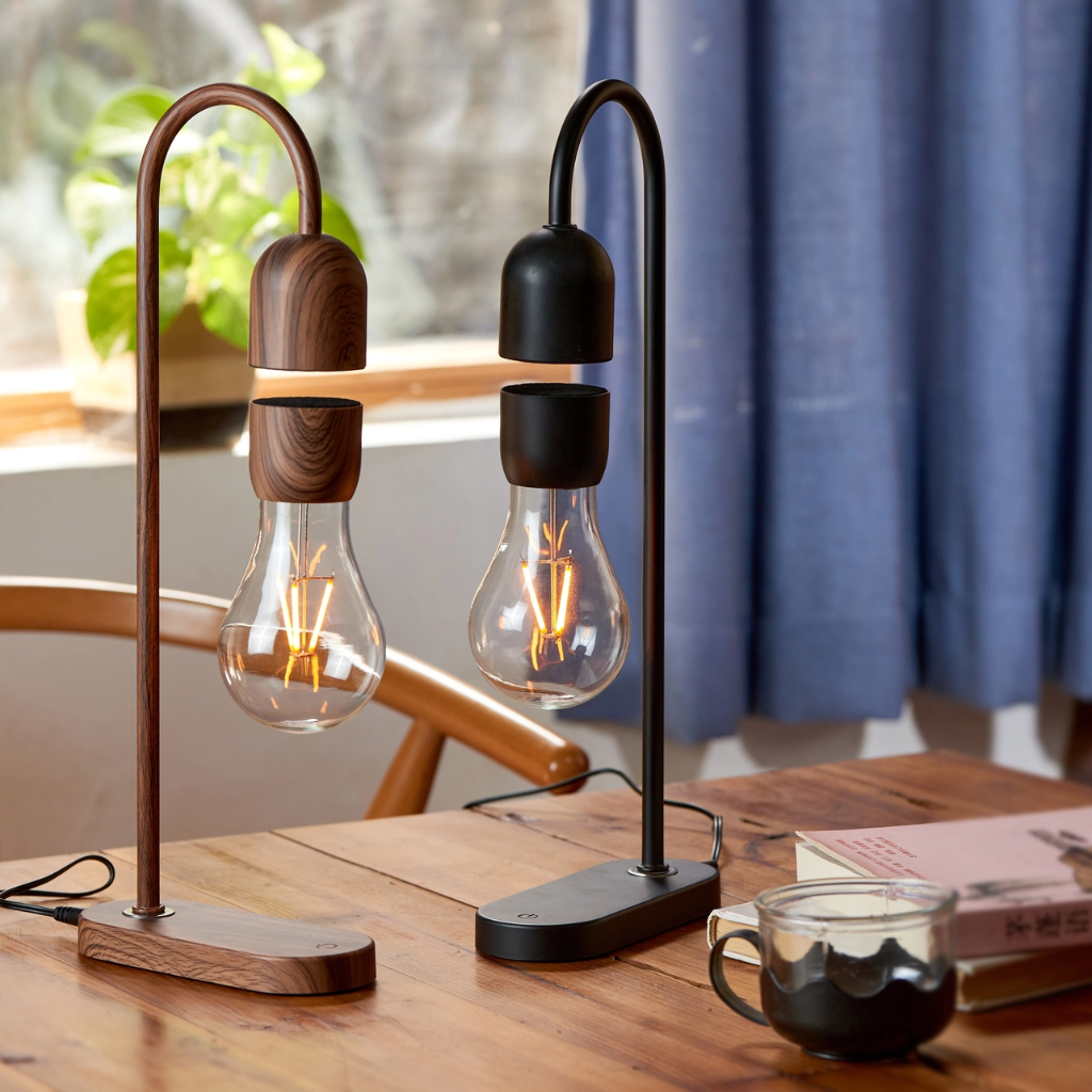 Gingko Design - Evaro Teardrop Light-bulb Lamp