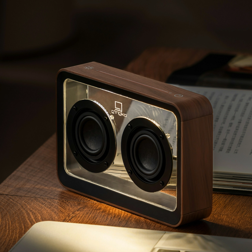 Gingko Design - Mage See-through Bluetooth Speaker