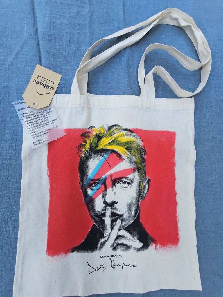 Doris Gaspartic - Unique Tote Bag David Red