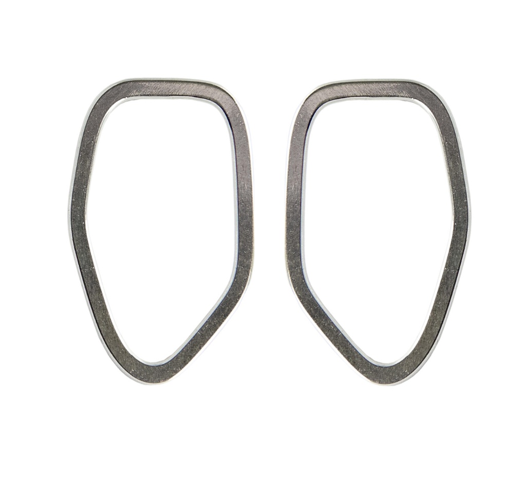 Lisa Kroeber Jewellery Art - Earrings Frames Small (medium small), Silver