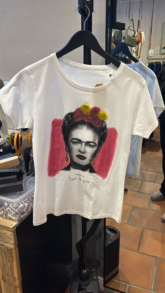 Doris Gaspartic - Unique T-shirt Frida - DG-FRIDA-24-L Sofia (Women Cut)