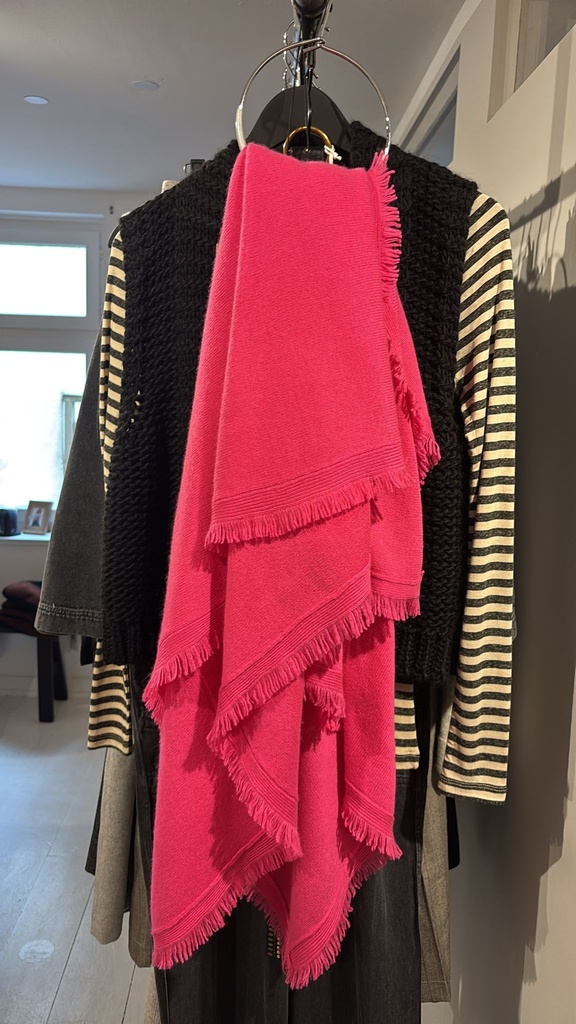 Stilbude - Cashmere Cape 'Square' pink