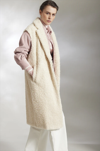 [23HLCSOFIAYUARP003-38] Scapa - Sleeveless Teddy Coat SOFIA White Ecru